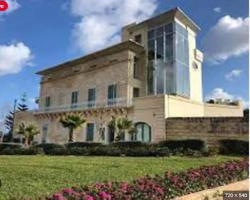 Side-seaview Near And Close To St. Julians Lägenhet Bahar ic-Caghaq